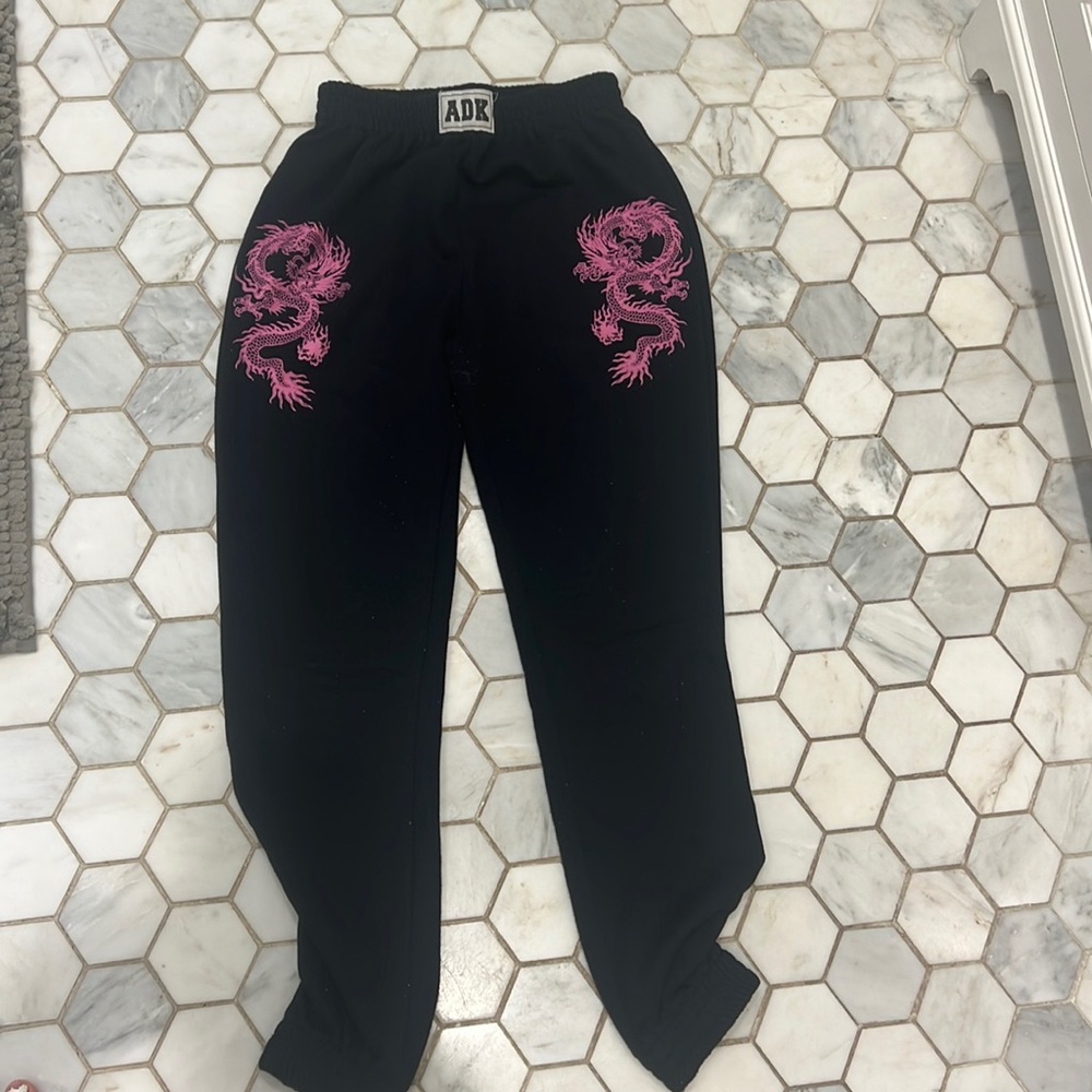 Adika sweatpants
